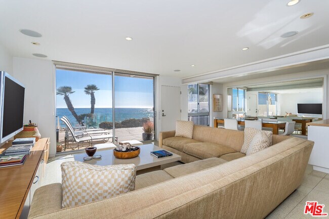 Foto del edificio - 22548 Pacific Coast Hwy
