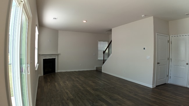 Building Photo - 1030 Roleson Wy