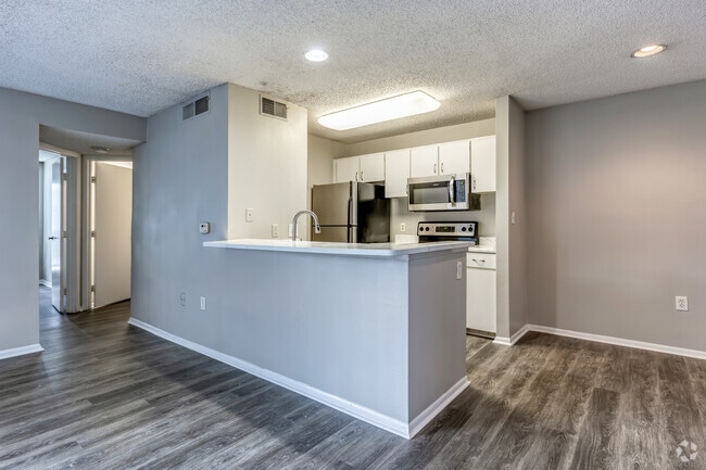 Banyan - 1BR, 1BA - 764SF - Kitchen - Bridgewater Luxury Rentals