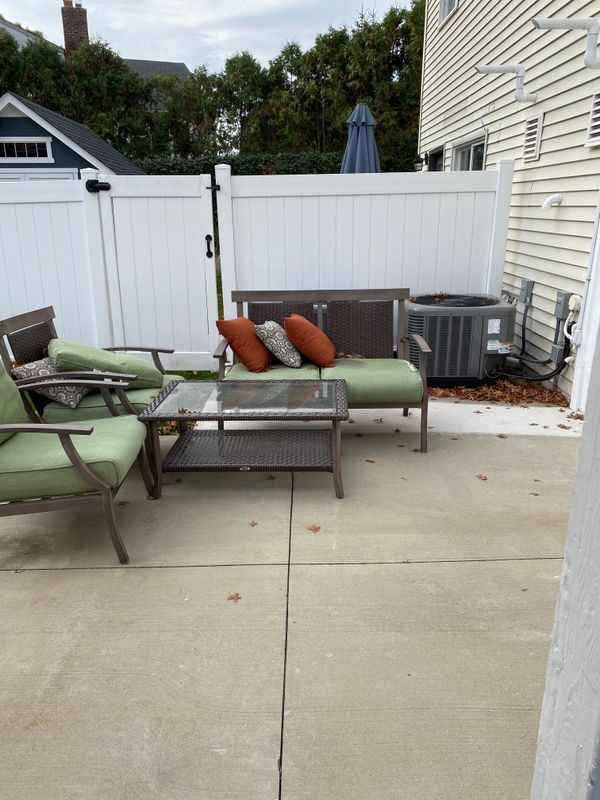 Foto del edificio - 39 Penny Dr