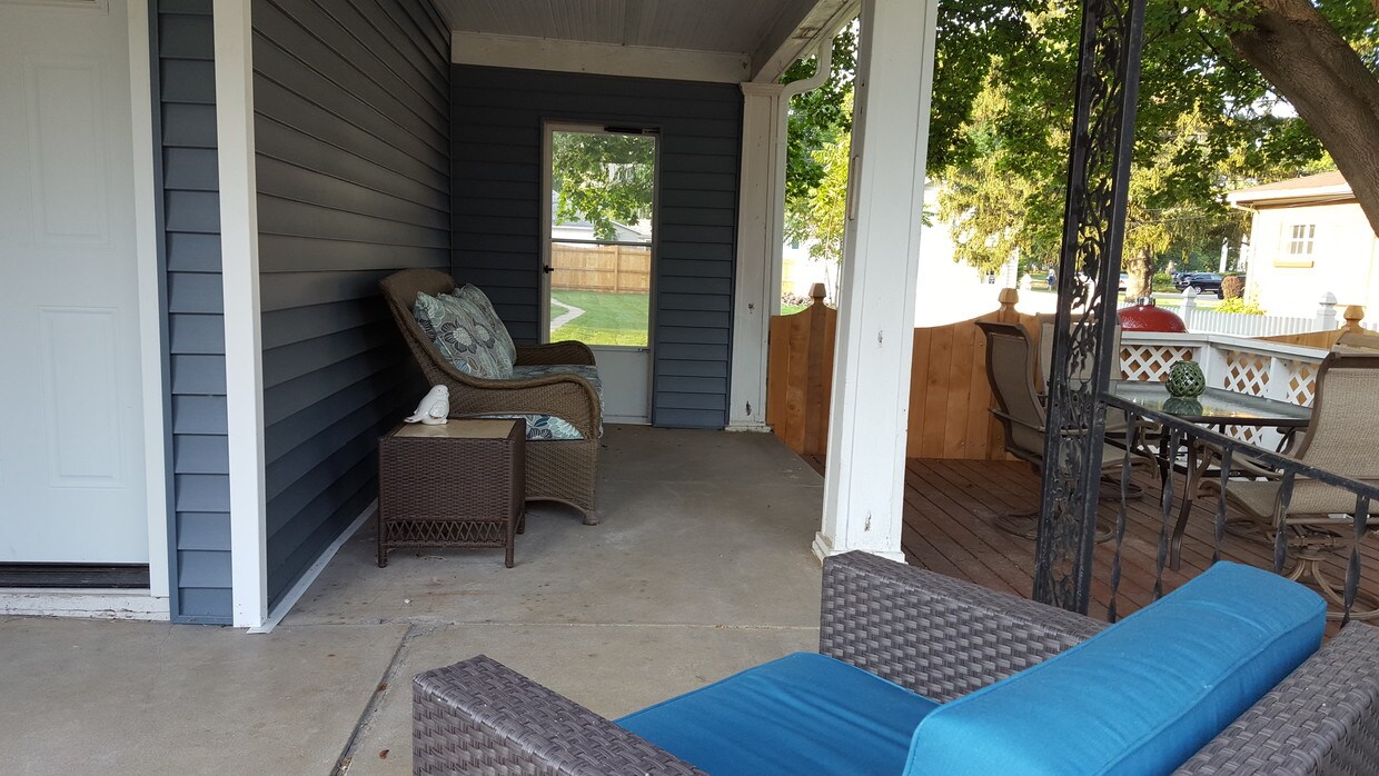 Patio - 1211 Wisconsin St