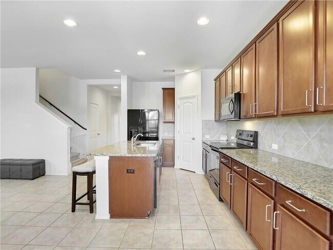 Building Photo - 17212 Gabbro Dr
