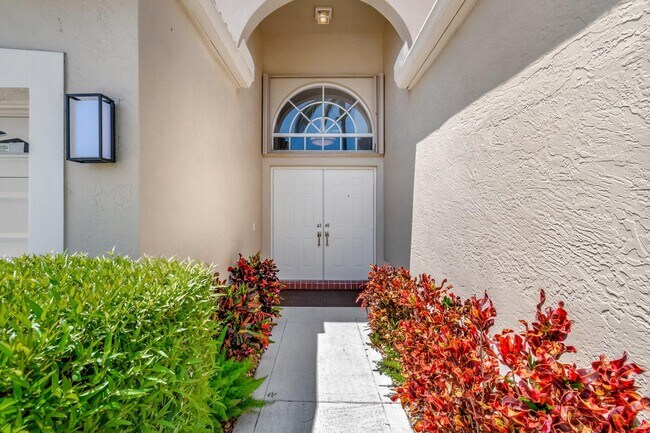 Building Photo - 7575 Doubleton Dr
