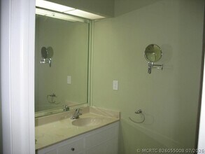 Building Photo - 1805 Richard Ln