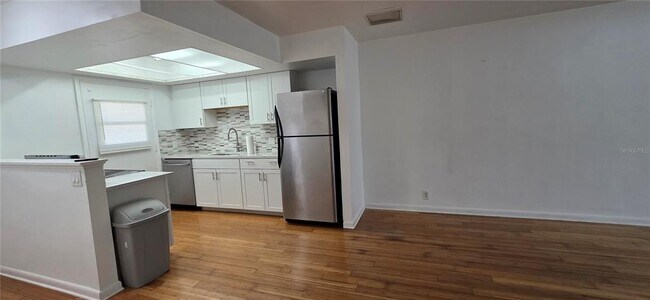 Foto del edificio - 1433 S Belcher Rd