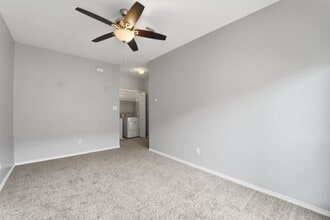 Building Photo - 1507 Sutton St