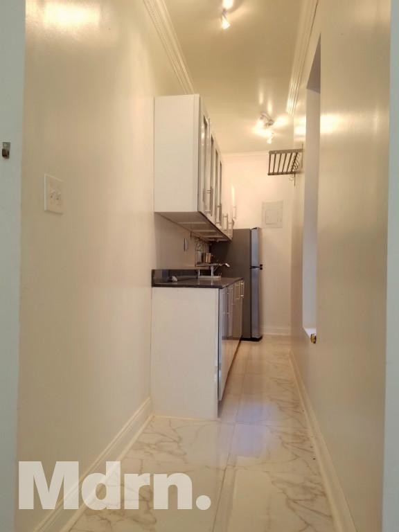 Primary Photo - 15A W 64th St