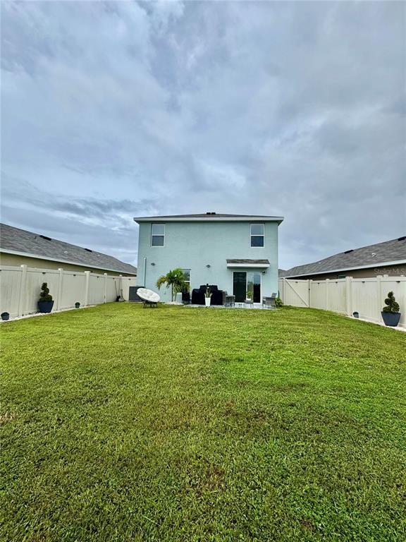 Foto del edificio - 10328 Flathead Dr