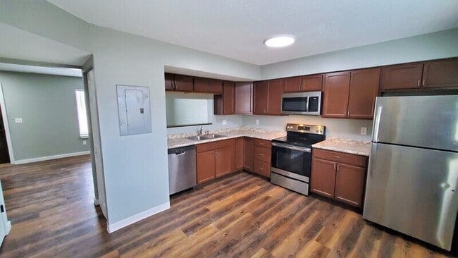 Building Photo - 414 N 18th Ave