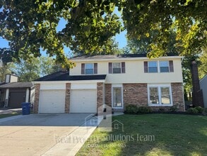 Building Photo - 361 St Thomas Dr