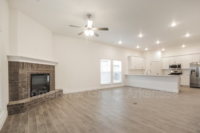 Foto del edificio - 413 NW 62nd Ave