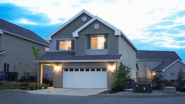 Foto del edificio - 2676 Brooklyn Ln