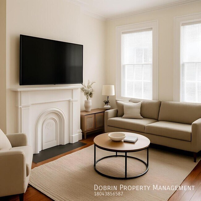 Photo - 113 E Leigh St Apartment