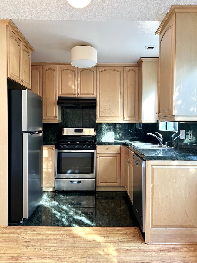 Foto del edificio - 3832 W Avenue 43