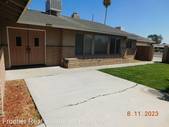 Building Photo - 4 br, 2.5 bath House - 129 S Sunland St
