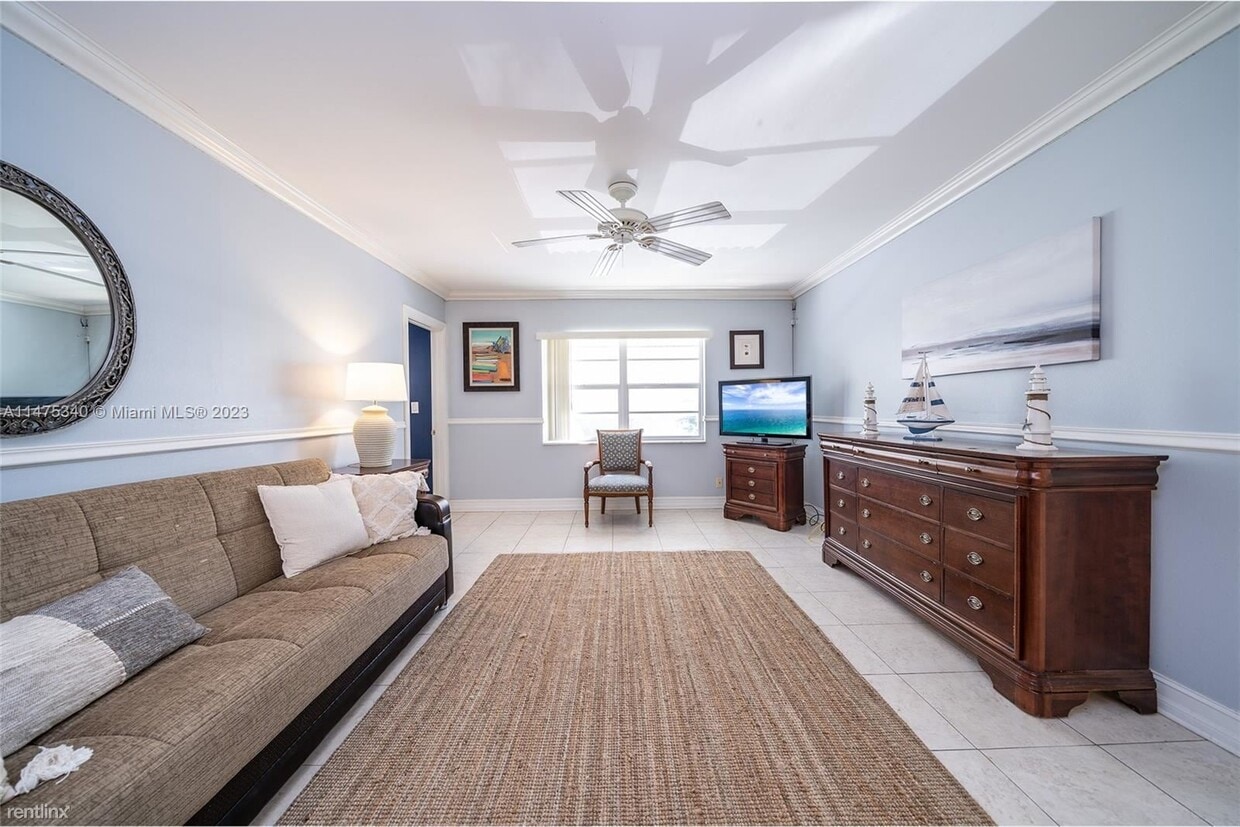 Foto principal - 2 br, 2 bath Condo - 1520 McKinley St Apt ...
