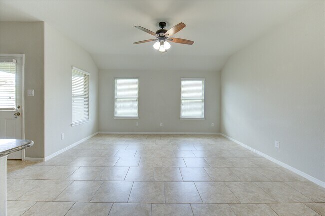 Foto del edificio - 3027 Dripping Springs Ct