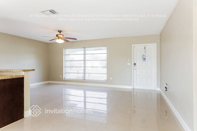 Foto del edificio - 8320 NW 24th Pl