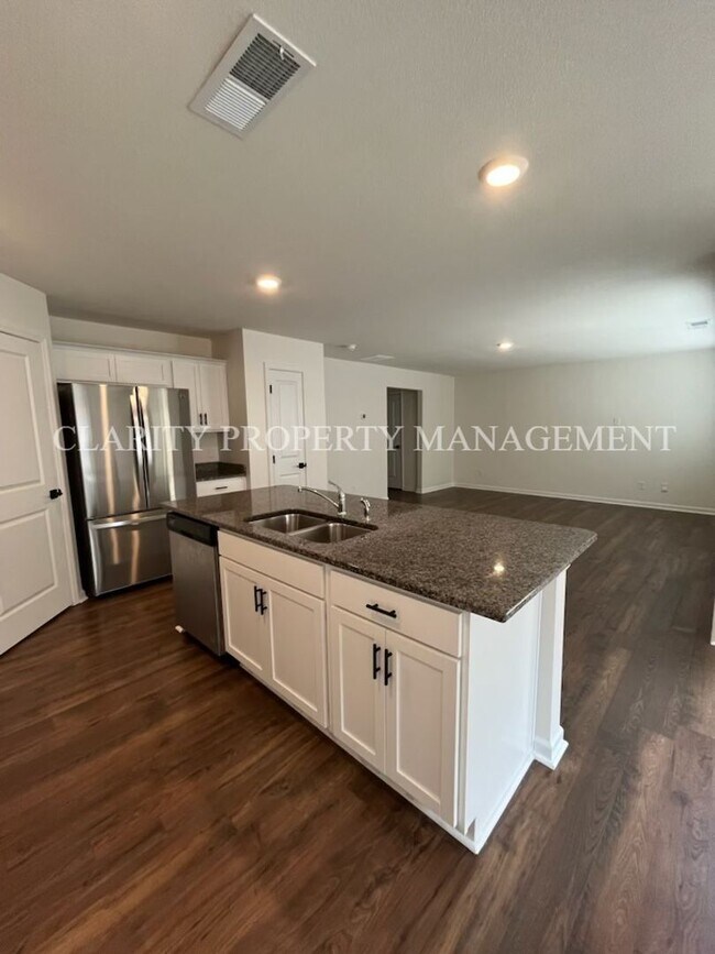 Foto del edificio - ***Coming soon!!***