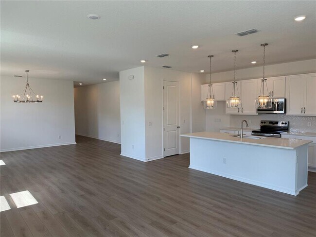 Building Photo - 5777 Haystack Dr