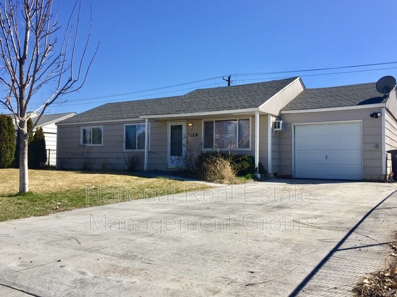 1114 Larson Blvd, Moses Lake, WA 98837 House Rental in Moses Lake, WA