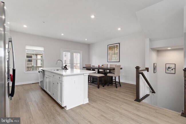 Foto del edificio - 1109 Patuxent Greens Dr