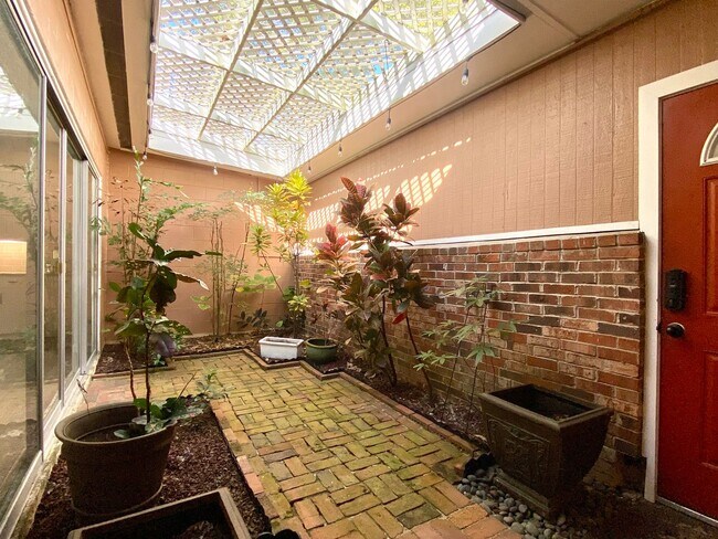 Foto del edificio - Remodeled 3BR/2BA home in Altamonte Springs! Don't Miss Out on this Gem!!