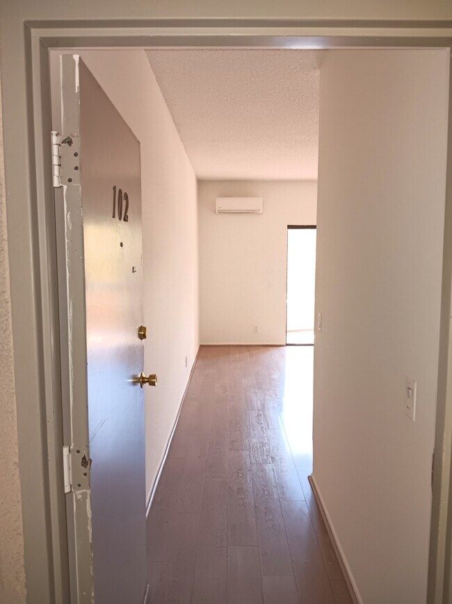 Foto del edificio - 10965 Fruitland Dr