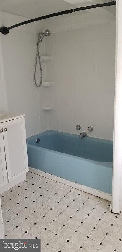 Foto principal - 280 W Ridge Rd