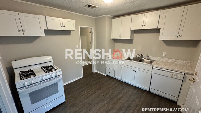 Foto del edificio - 1379 Rolling Hills Dr