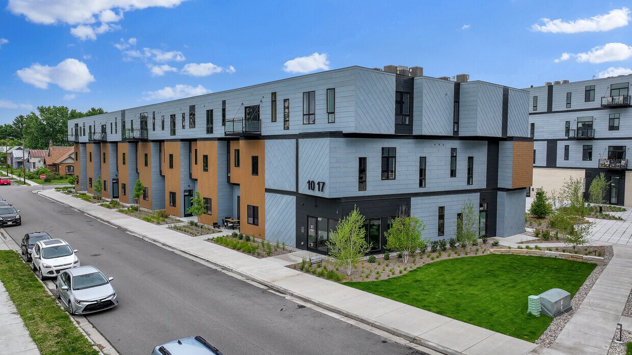 Exterior del edificio North Side Yard - North Side Yard