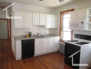Building Photo - 45 Litchfield St