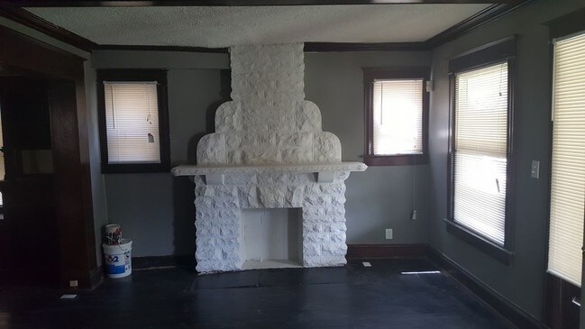 Foto del edificio - 4121 Chestnut Ave