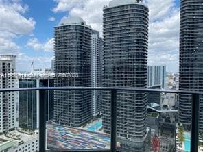 Foto del edificio - 1000 Brickell Plaza