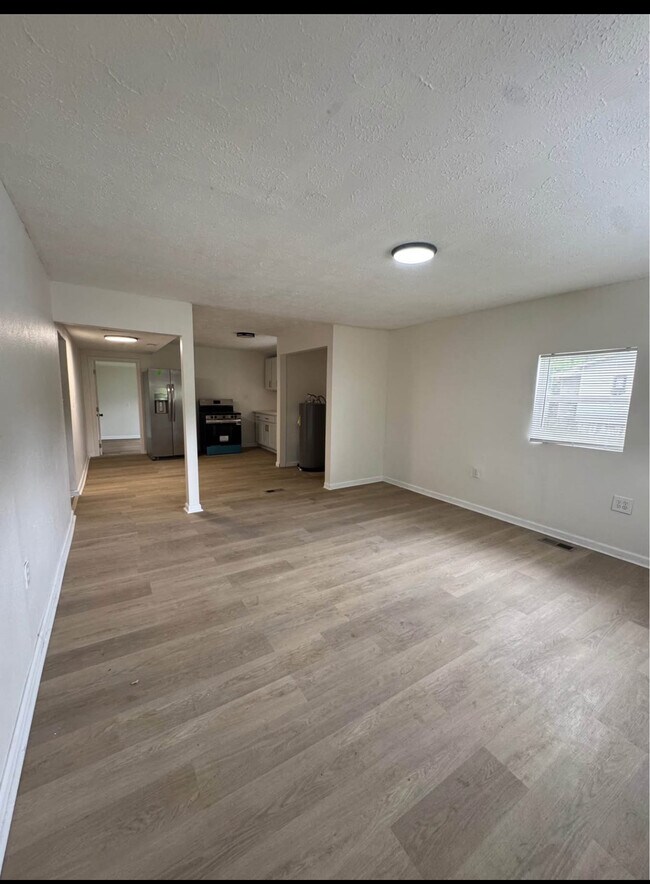 Foto del edificio - 3604 Beechgrove Rd