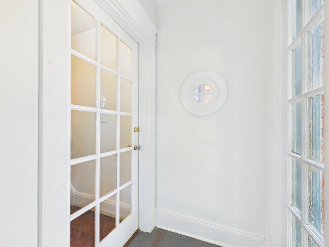 Foto del edificio - 4222 Chamberlayne Ave