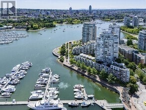 Building Photo - 1067 Marinaside Crescent