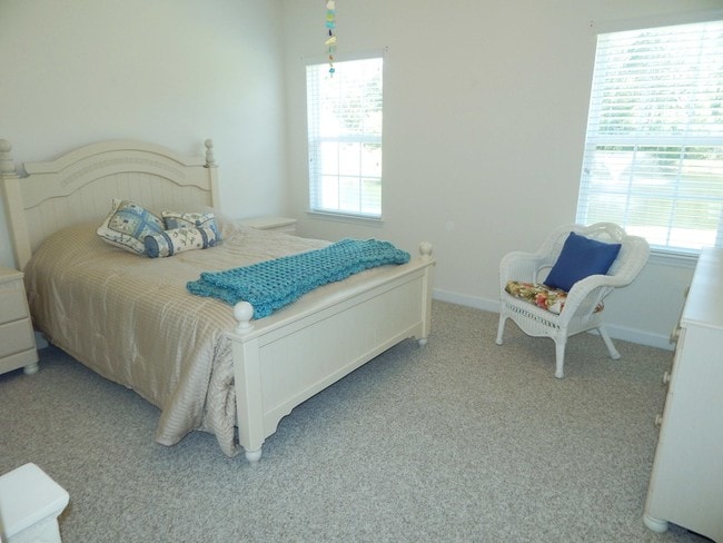 Foto del edificio - 63 Hidden Oaks Ct
