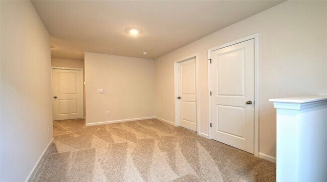 Foto del edificio - 2176 Elmridge Rd