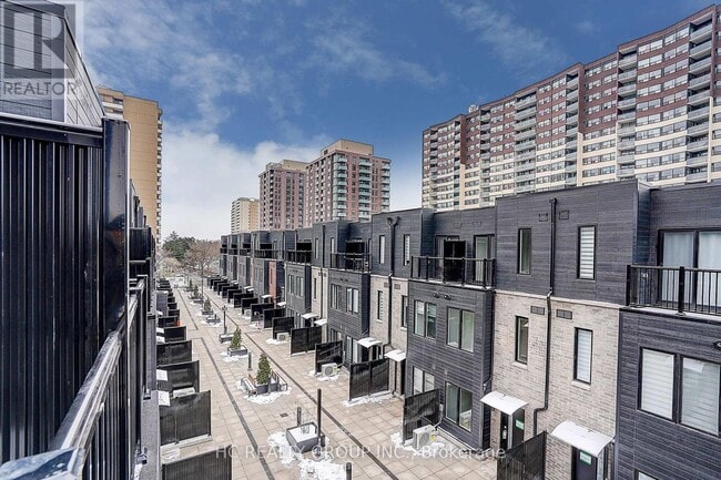 Building Photo - 30 Calamint Ln.