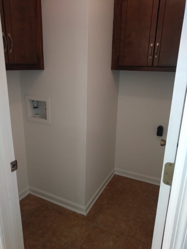 Building Photo - 310 Highland Park Dr
