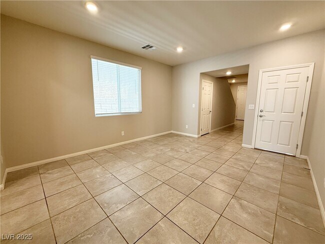 Foto del edificio - 7745 Wishbone Falls St