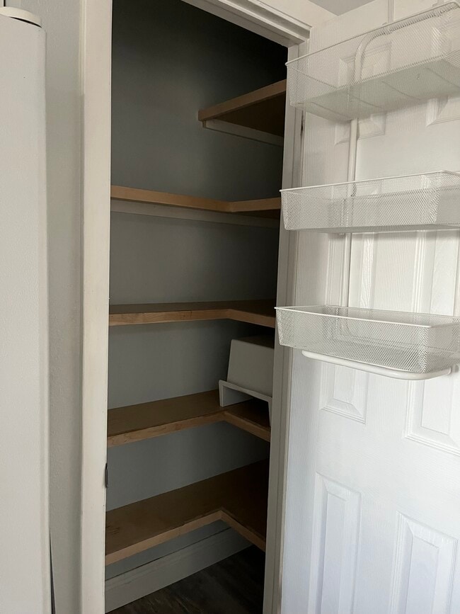 Foto del edificio - 325 Redwing Way