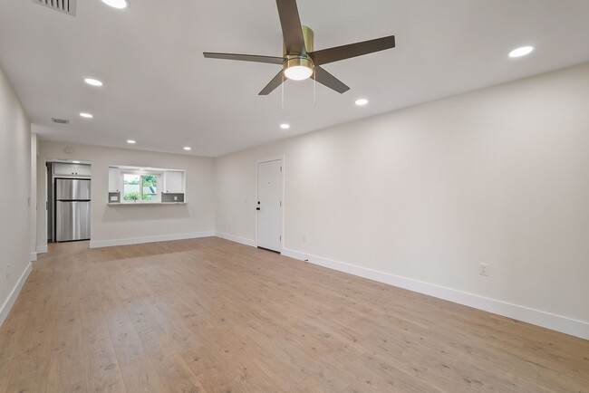 Photo - 8601 Huron Ct Apartment