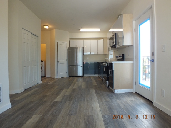 Foto del edificio - 12544 15th Ave NE