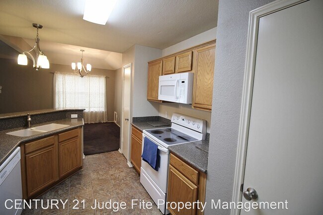 Foto del edificio - 3 br, 2 bath House - 1702 Straus Road