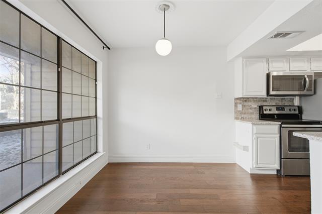 Building Photo - 2505 Wedglea Dr