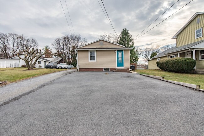 Foto del edificio - Adorable 3-Bedroom Ranch