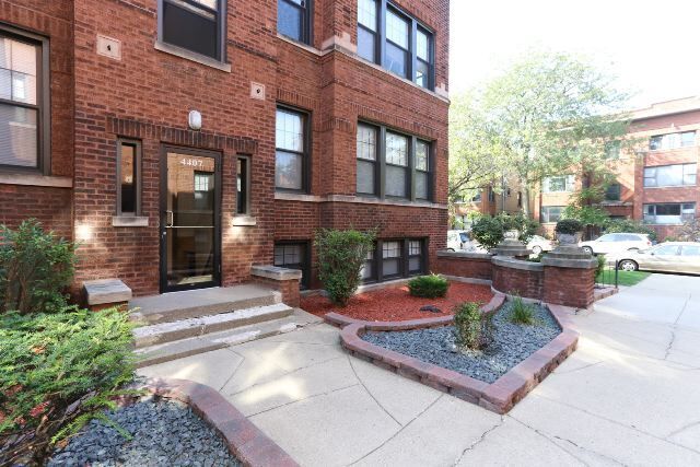 Building Photo - 4337 N Wolcott Ave