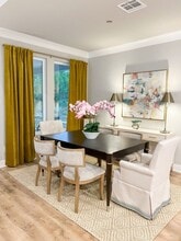 Building Photo - 132 Belle Fontaine Dr